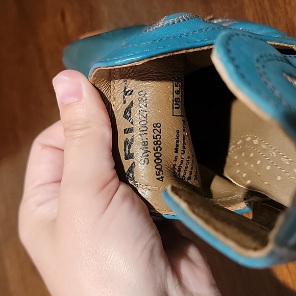 Ariat 6.5 turquoise Dixon bootie - Picture 5 of 5